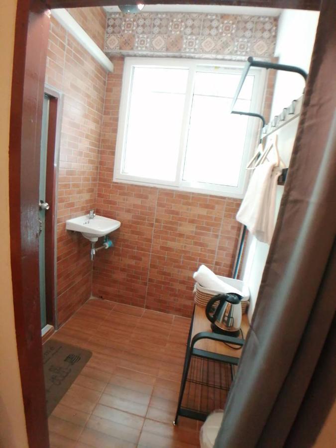 Gogoal Latkrabang Apartment Bangkok Exterior photo